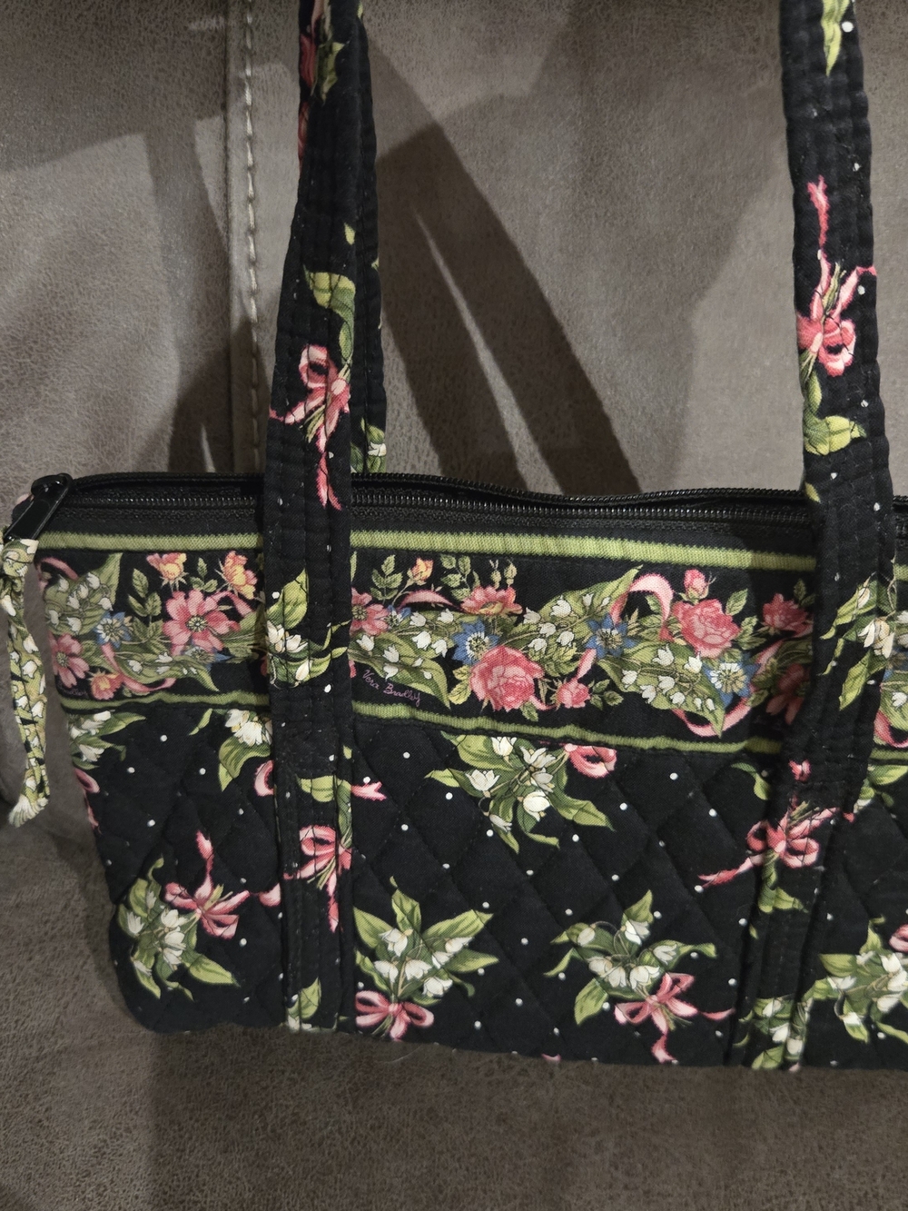 Vera Bradley Retired"New Hope" Floral Quilted Tote Bag Purse Pockets Black Pink - Picture 2 of 12